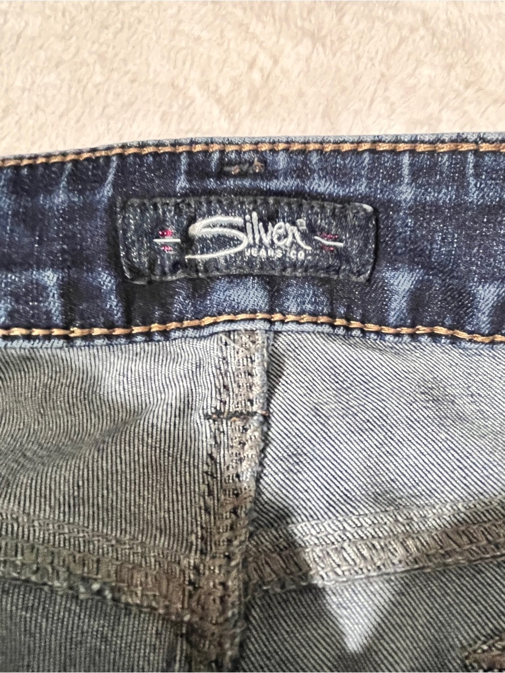 Silver Jeans Women's Dark Blue Flare Jeans - Picture 2 of 9